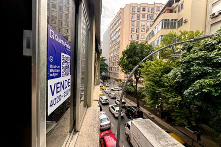 Apartamento para alugar com 128m², 3 quartos e sem vaga