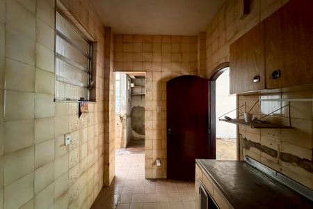 Apartamento para alugar com 128m², 3 quartos e sem vaga