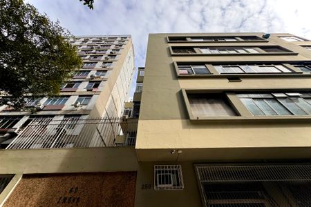 Apartamento para alugar com 128m², 3 quartos e sem vaga