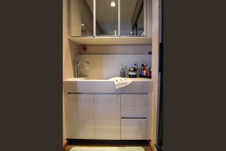 Apartamento para alugar com 96m², 2 quartos e 2 vagas Apartamento para alugar com 96m², 2 quartos e 2 vagasBanheiro Suíte 1