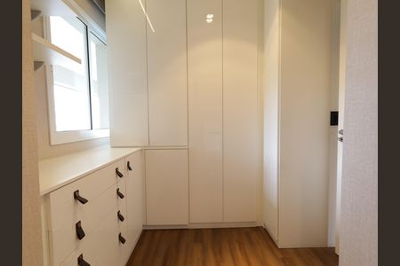 Apartamento para alugar com 96m², 2 quartos e 2 vagasCloset da suíte 1