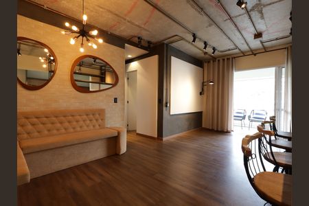 Apartamento para alugar com 96m², 2 quartos e 2 vagasSala