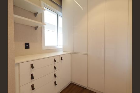 Apartamento para alugar com 96m², 2 quartos e 2 vagasCloset da suíte 1