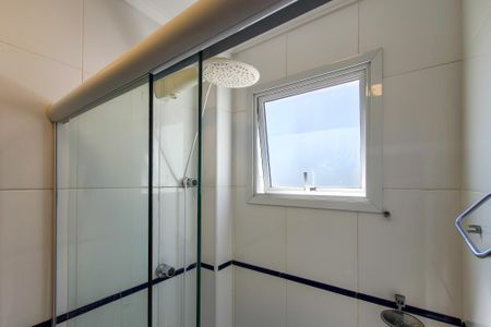 Apartamento para alugar com 55m², 2 quartos e 1 vagaBanheiro 