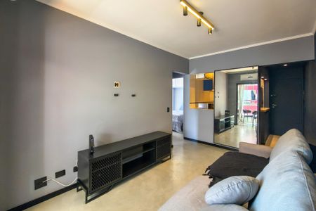 Sala  de apartamento para alugar com 2 quartos, 55m² em Canto do Forte, Praia Grande