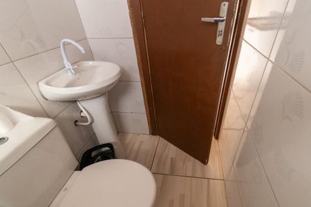 Casa para alugar com 27m², 2 quartos e 1 vagaBanheiro Social