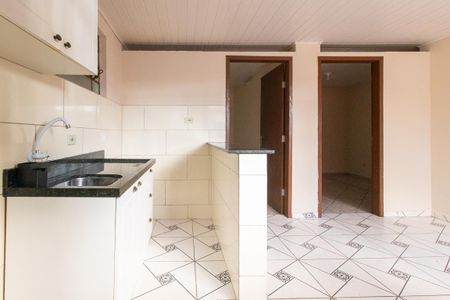 Casa para alugar com 27m², 2 quartos e 1 vagaSala/Cozinha