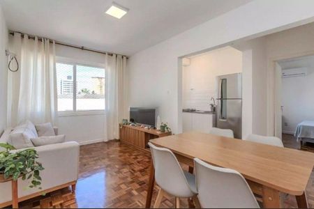 Sala de apartamento para alugar com 1 quarto, 40m² em Petrópolis, Porto Alegre