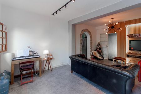 Casa à venda com 330m², 4 quartos e 2 vagasFoto 07