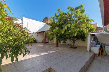 Casa à venda com 330m², 4 quartos e 2 vagasFoto 25