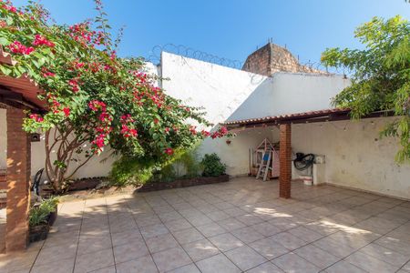 Casa à venda com 330m², 4 quartos e 2 vagasFoto 22