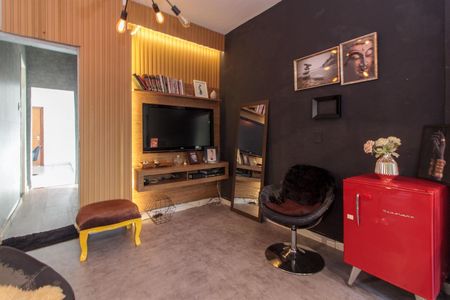 Foto 04 de casa à venda com 4 quartos, 193m² em Carlos Prates, Belo Horizonte