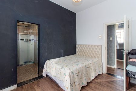 Casa à venda com 330m², 4 quartos e 2 vagasFoto 14