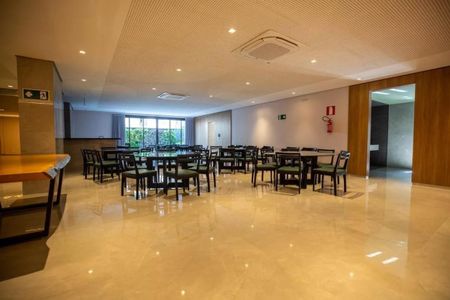 Apartamento à venda com 130m², 4 quartos e 4 vagasFoto 02