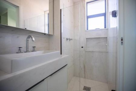 Apartamento à venda com 130m², 4 quartos e 4 vagasFoto 12