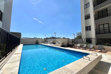 Apartamento à venda com 42m², 2 quartos e sem vagaÁrea comum - Piscina