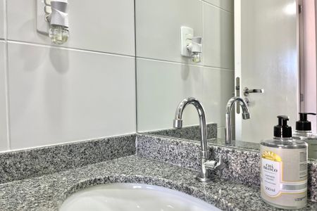 Apartamento à venda com 42m², 2 quartos e sem vagaBanheiro