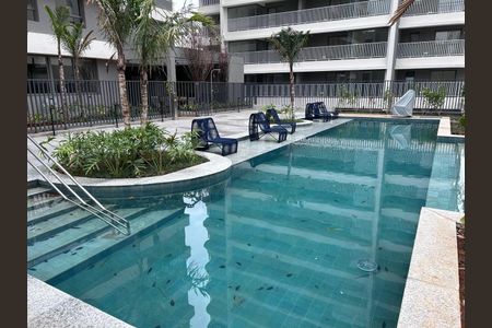 Apartamento à venda com 27m², 1 quarto e sem vaga Apartamento à venda com 27m², 1 quarto e sem vagaPiscina
