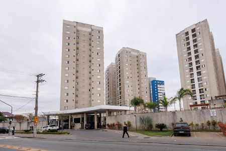 Apartamento para alugar com 57m², 2 quartos e 1 vagaFachado do condomínio