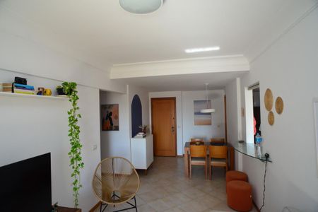 Sala de apartamento para alugar com 1 quarto, 69m² em Barra da Tijuca, Rio de Janeiro