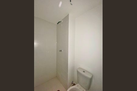 Apartamento para alugar com 32m², 2 quartos e sem vaga Apartamento para alugar com 32m², 2 quartos e sem vagaBanheiro