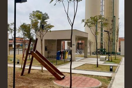 Apartamento para alugar com 32m², 2 quartos e sem vaga Apartamento para alugar com 32m², 2 quartos e sem vagaÁrea comum - Playground