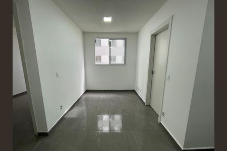 Sala de apartamento para alugar com 2 quartos, 34m² em Cidade São Mateus, São Paulo