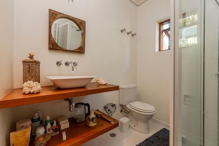 Casa à venda com 125m², 3 quartos e 2 vagasBanheiro 2