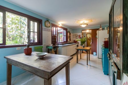 Casa à venda com 125m², 3 quartos e 2 vagasCozinha
