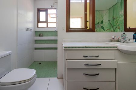 Casa à venda com 125m², 3 quartos e 2 vagasBanheiro social