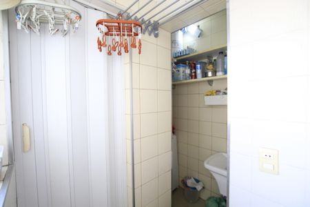 Apartamento à venda com 80m², 2 quartos e 1 vagaÁrea de Serviço