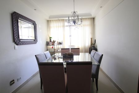 Apartamento à venda com 80m², 2 quartos e 1 vagaSala