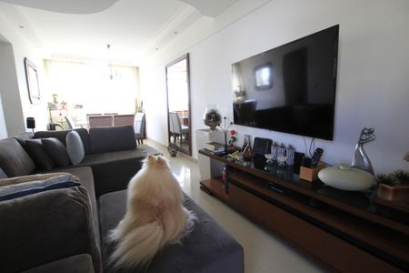 Apartamento à venda com 80m², 2 quartos e 1 vagaSala