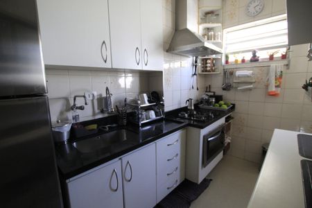 Apartamento à venda com 80m², 2 quartos e 1 vagaCozinha