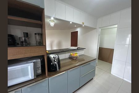 Apartamento para alugar com 80m², 2 quartos e 1 vagaCozinha - Armários