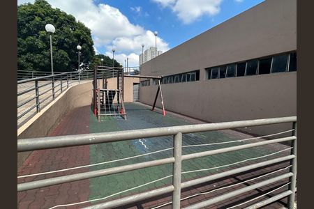 Apartamento para alugar com 80m², 2 quartos e 1 vagaÁrea comum - Playground