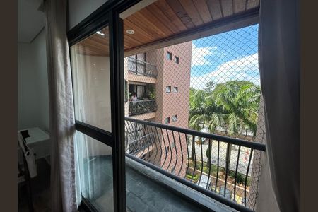 Vista Sala  de apartamento para alugar com 2 quartos, 80m² em Jardim Maria Rosa, Taboão da Serra