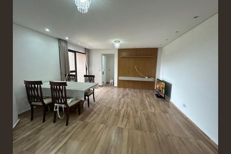 Sala  de apartamento para alugar com 2 quartos, 80m² em Jardim Maria Rosa, Taboão da Serra