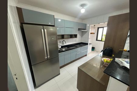 Apartamento para alugar com 80m², 2 quartos e 1 vagaCozinha 