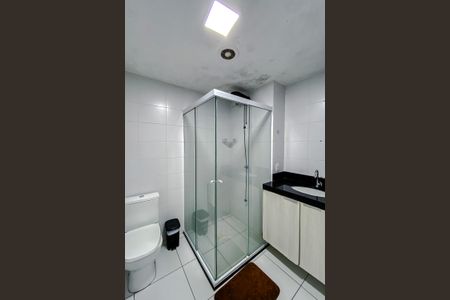 Banheiro de kitnet/studio para alugar com 1 quarto, 28m² em Mooca, São Paulo