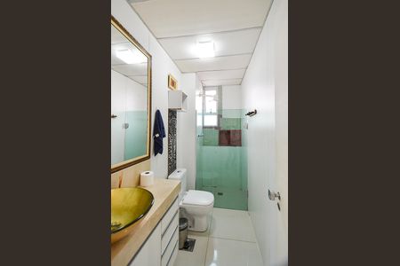 Apartamento à venda com 80m², 2 quartos e 1 vagaBanheiro Social