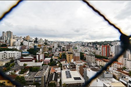 Apartamento à venda com 80m², 2 quartos e 1 vagaVista