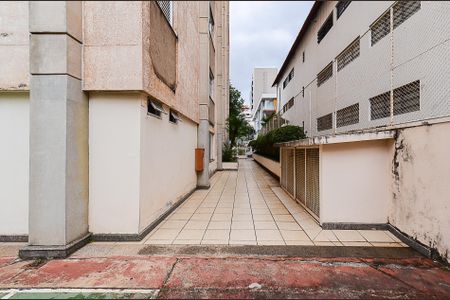 Apartamento à venda com 80m², 2 quartos e 1 vagaÁrea comum
