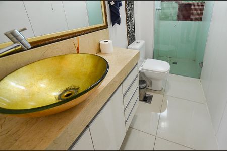 Apartamento à venda com 80m², 2 quartos e 1 vagaBanheiro Social