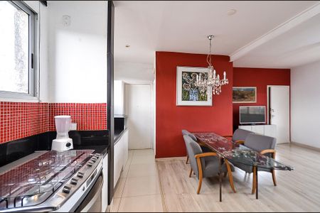 Apartamento à venda com 80m², 2 quartos e 1 vagaCozinha