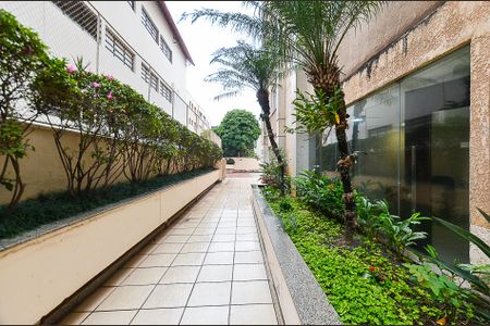 Apartamento à venda com 80m², 2 quartos e 1 vagaÁrea comum