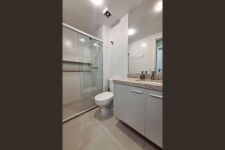 Apartamento à venda com 78m², 2 quartos e 1 vagaBanheiro Social