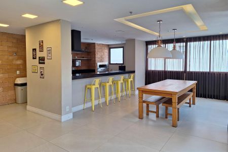 Apartamento à venda com 78m², 2 quartos e 1 vagaÁrea comum