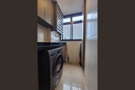 Apartamento à venda com 78m², 2 quartos e 1 vagaÁrea de Serviço
