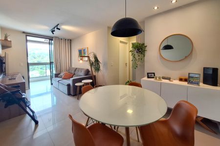 Apartamento à venda com 78m², 2 quartos e 1 vagaSala